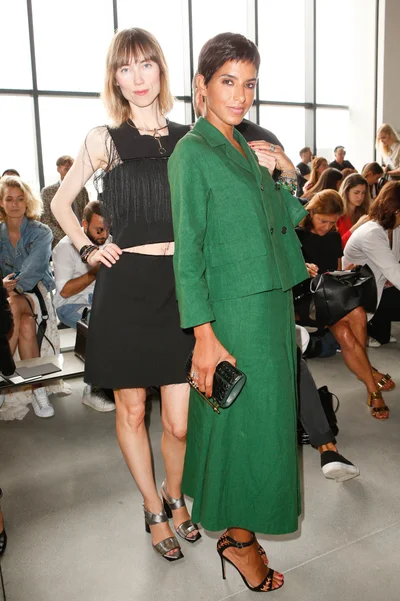 Look 11